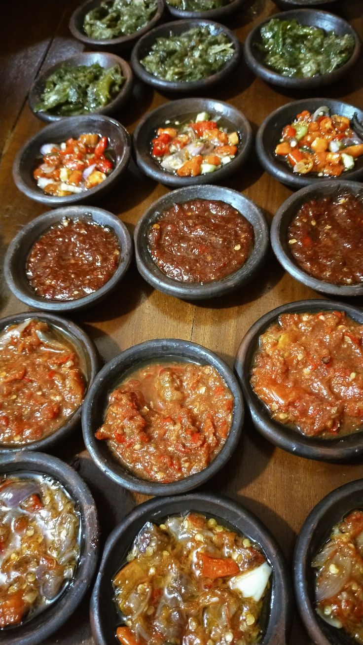 Pedasnya Bikin Nagih,
Rasa Nusantara di Setiap Sendok!